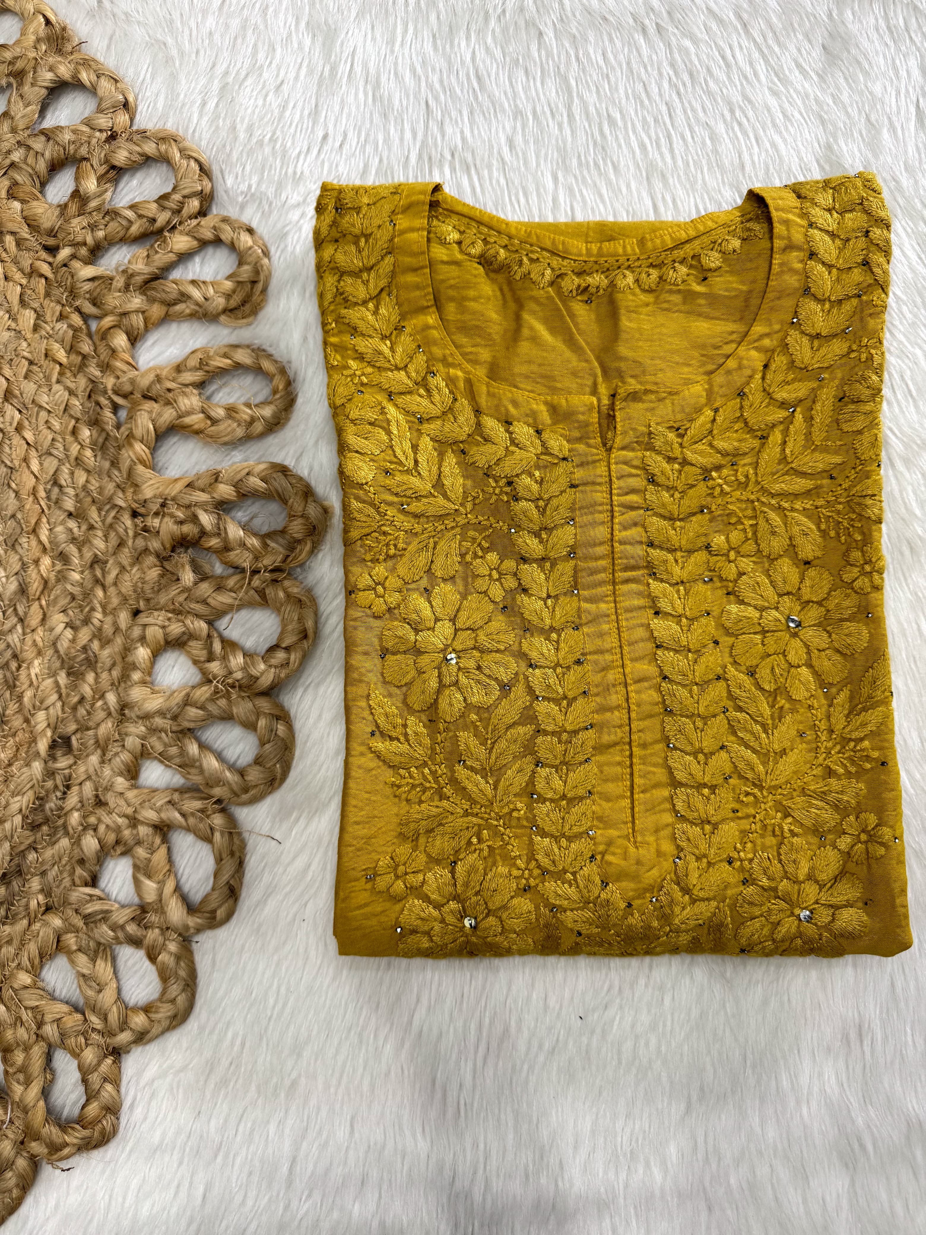 Azra Vintage Chikankari Chanderi Kurti – Tone-to-Tone Thread Chikankari & Kamdani | Handcrafted Lucknow Chikankari