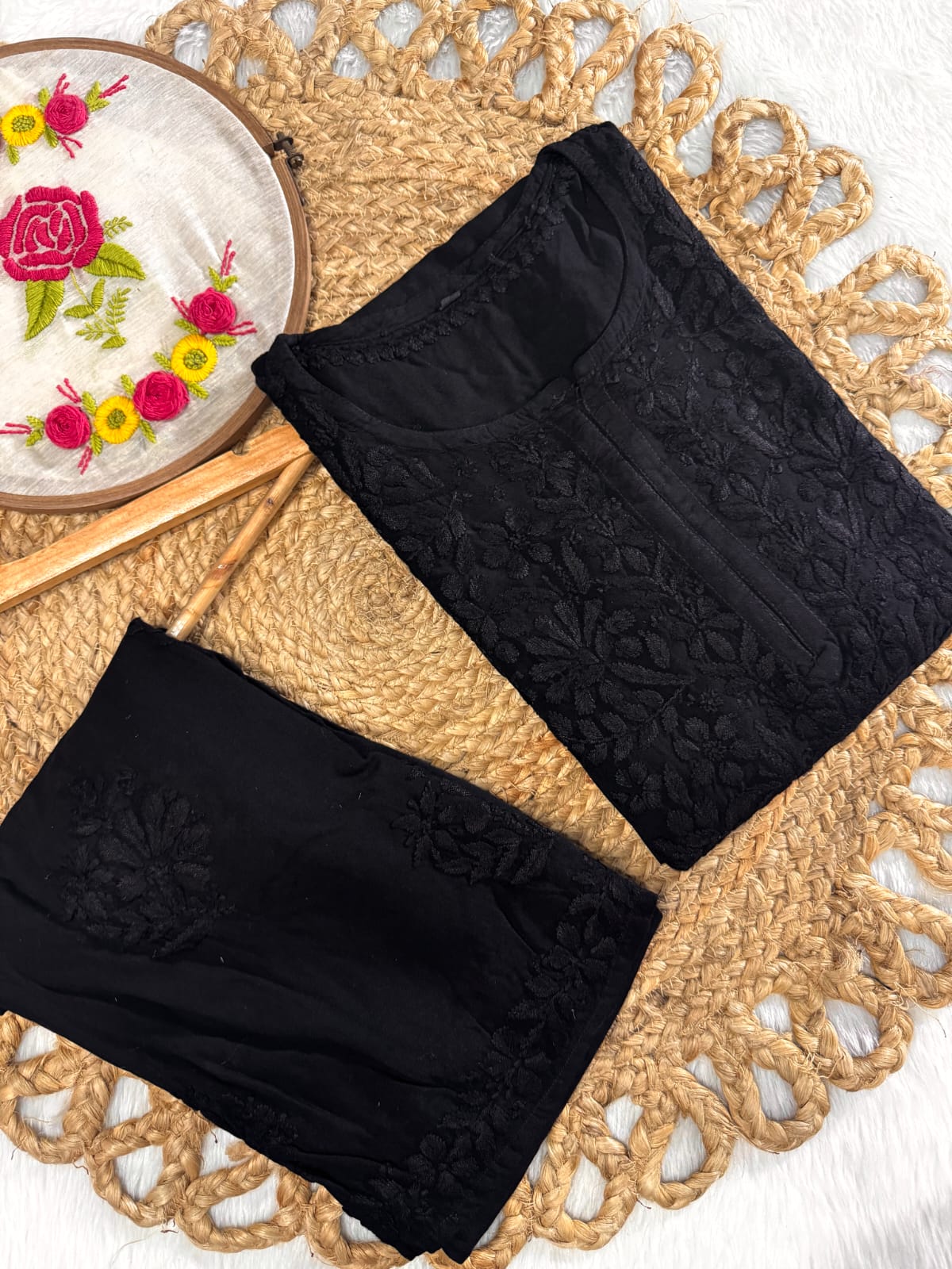 Alamzeb Lucknow Chikankari Kurti and Palazzo Set – Fine Handcrafted Chikankari on Soft Rayon Fabric